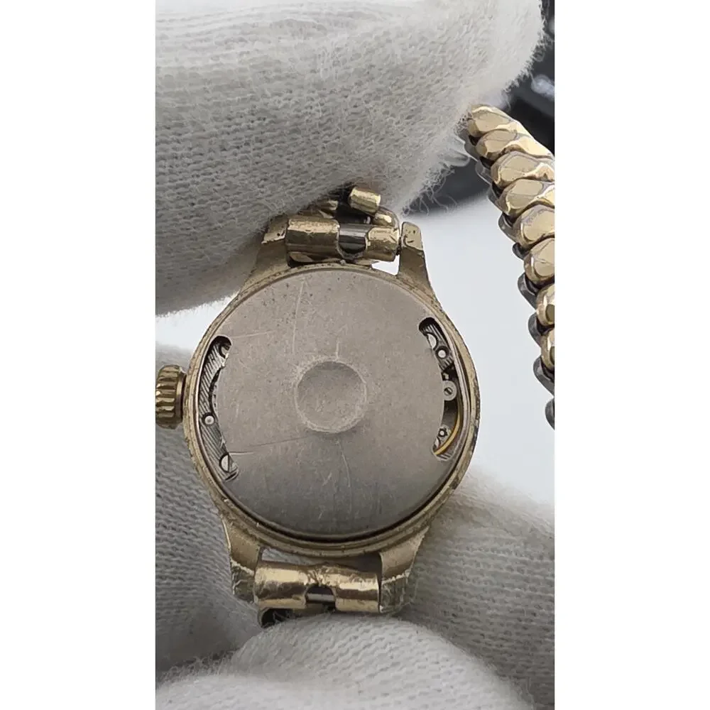 Ladies Vintage 50s Cardinal 17 Jewels Rare Back Mechanical Wind Watch Runs Well